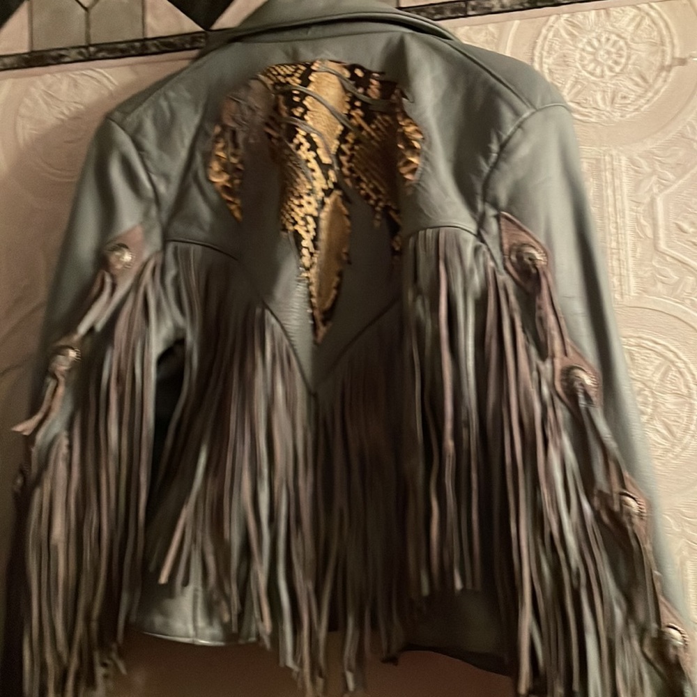 Gypsy  Blue Leather Jacket w/Fringe.Suede and 🐍 Snakeskin Detail on Back⚠️FIRM - Picture 11 of 15